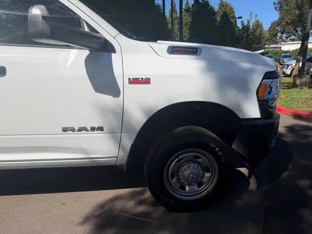 2022 Ram 2500 Tradesman - Image 3