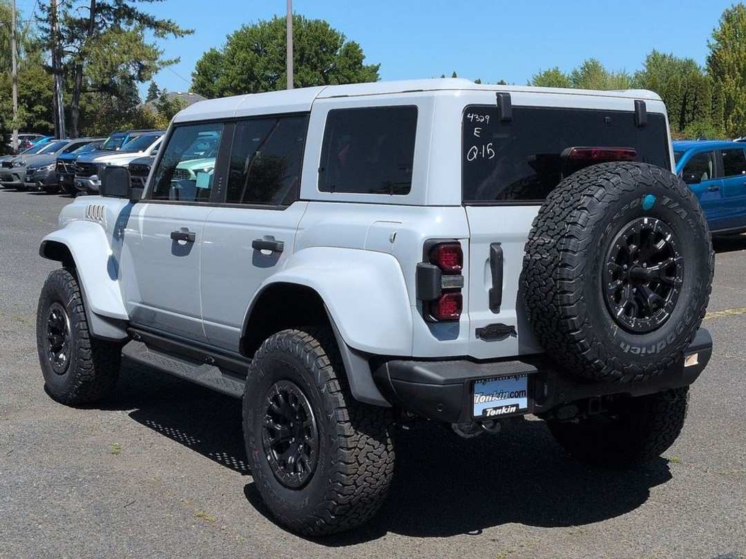 2026 Ford Bronco Raptor - Image 3