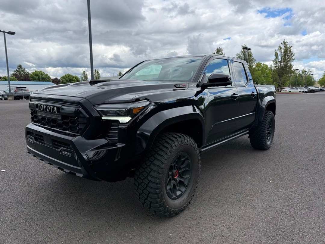 2026 Toyota Tacoma Hybrid TRD Pro - Image 3