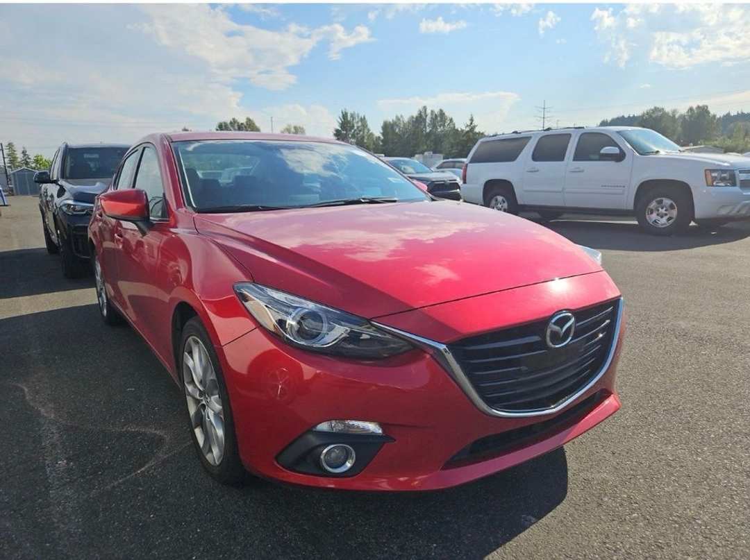 2014 MAZDA Mazda3 s Grand Touring - Image 2
