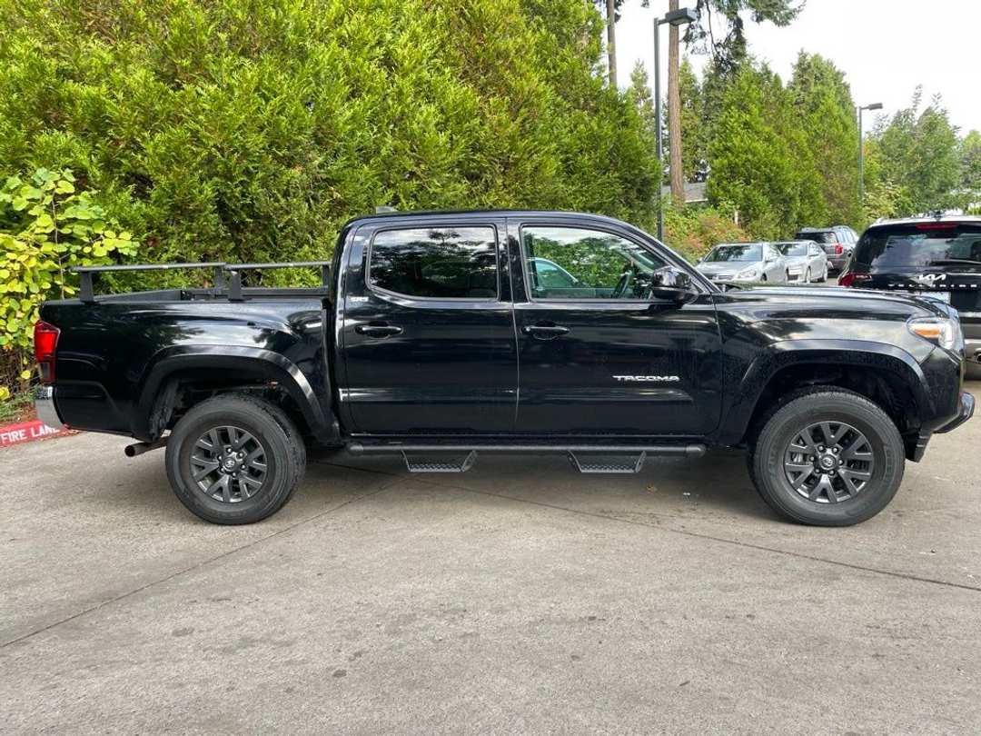 2023 Toyota Tacoma SR5 - Image 3
