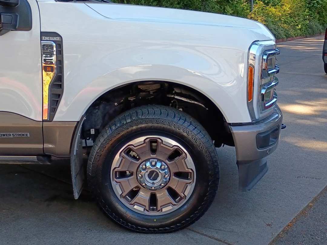 2023 Ford F-350Sd King Ranch - Image 2