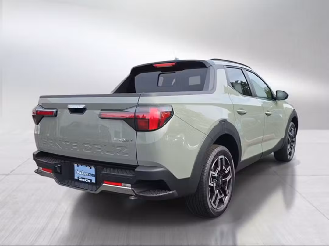 2026 Hyundai Santa Cruz Limited - Image 3