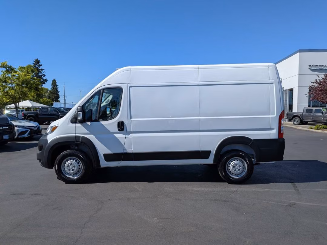 2026 Ram Promaster 2500 High Roof - Image 3