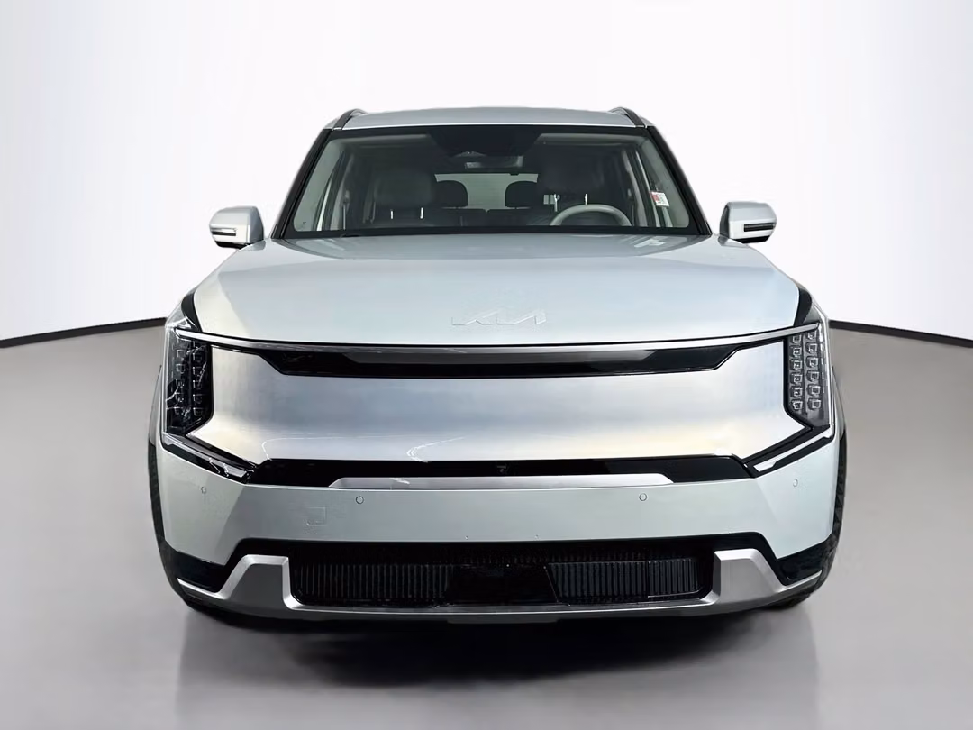 2024 Kia Ev9 Land - Image 2