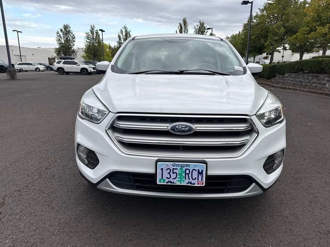 2017 Ford Escape SE - Image 2