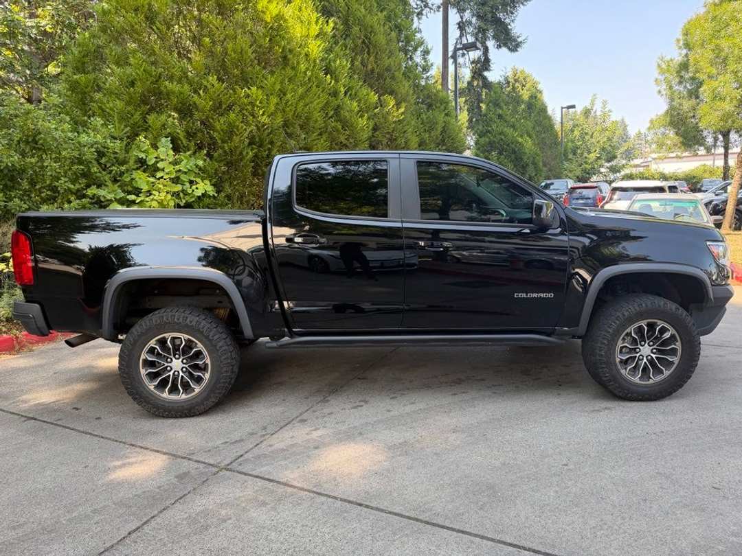 2018 Chevrolet Colorado ZR2 - Image 2