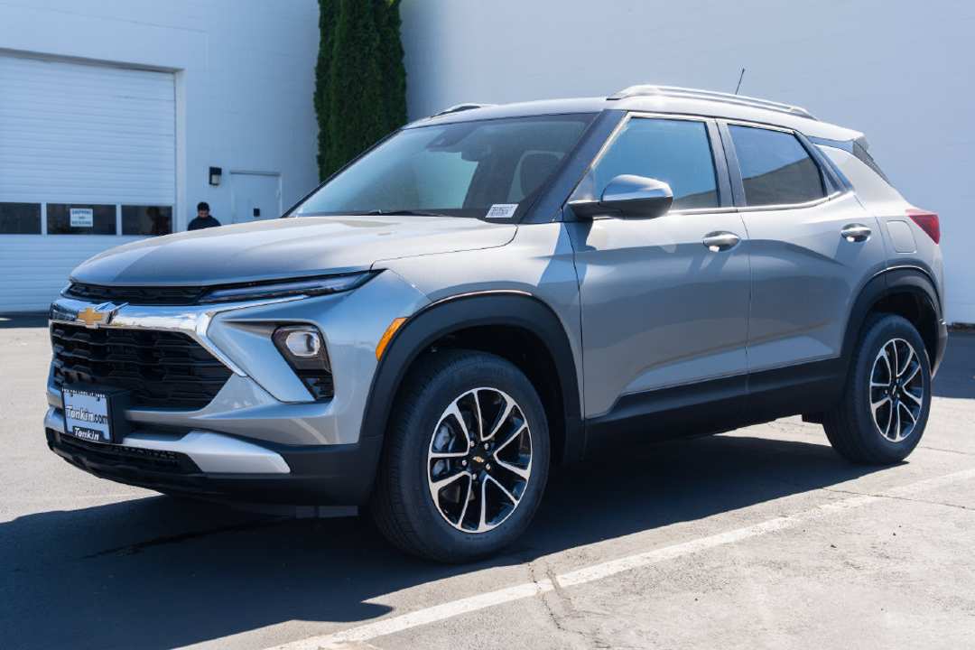 2026 Chevrolet Trailblazer LT - Image 3
