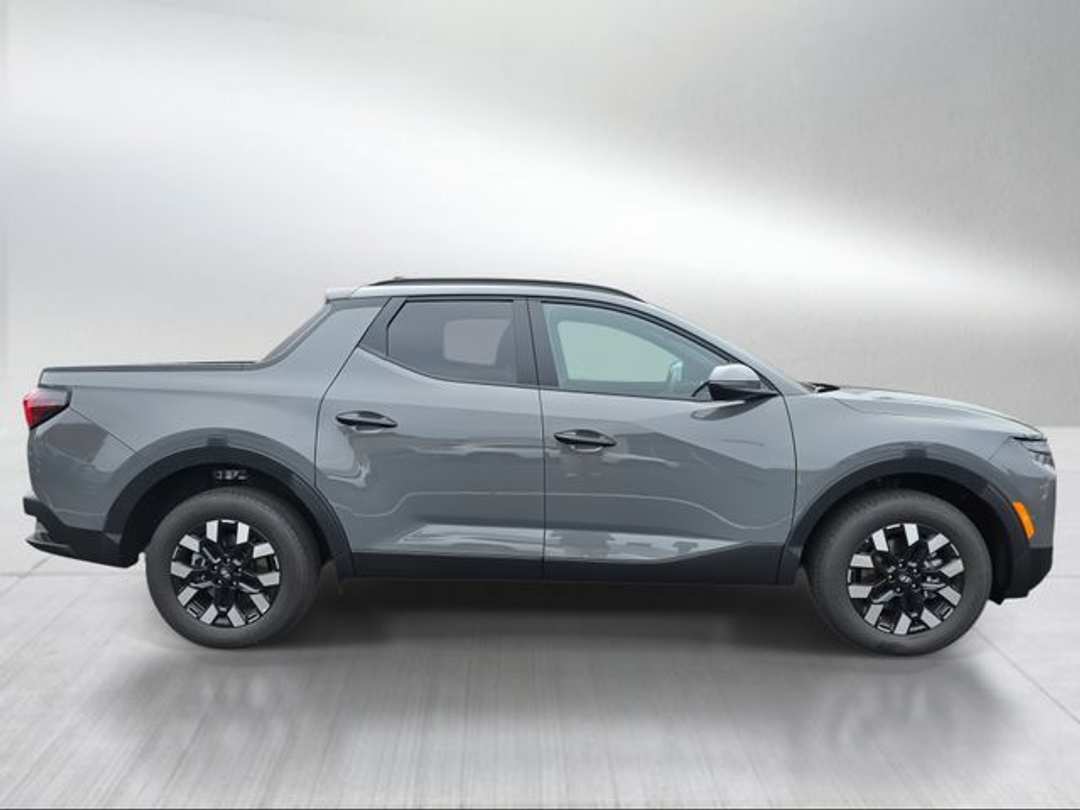 2026 Hyundai Santa Cruz SEL - Image 2