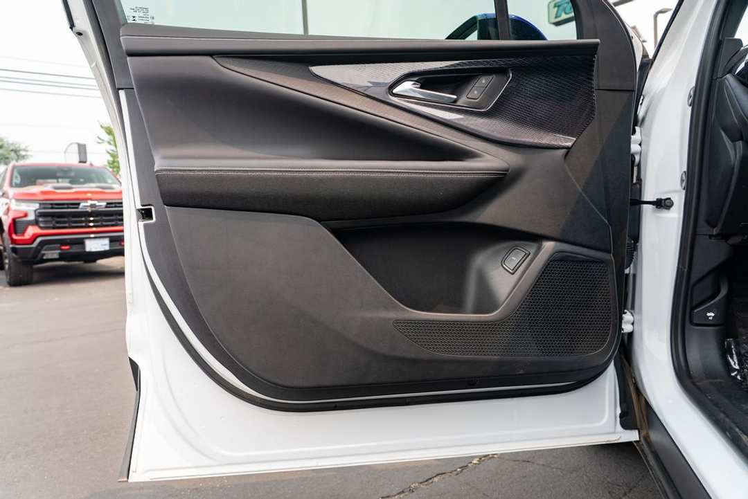 2025 Chevrolet Blazer EV LT - Photo 23