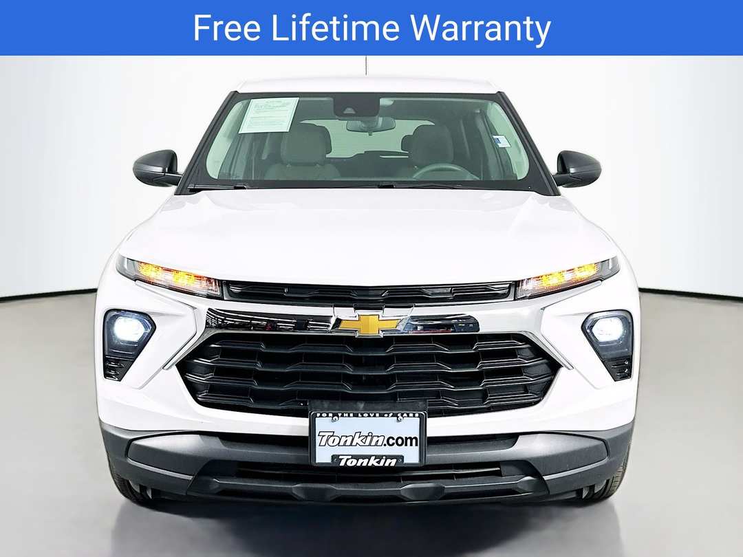 2026 Chevrolet Trailblazer LS - Image 2