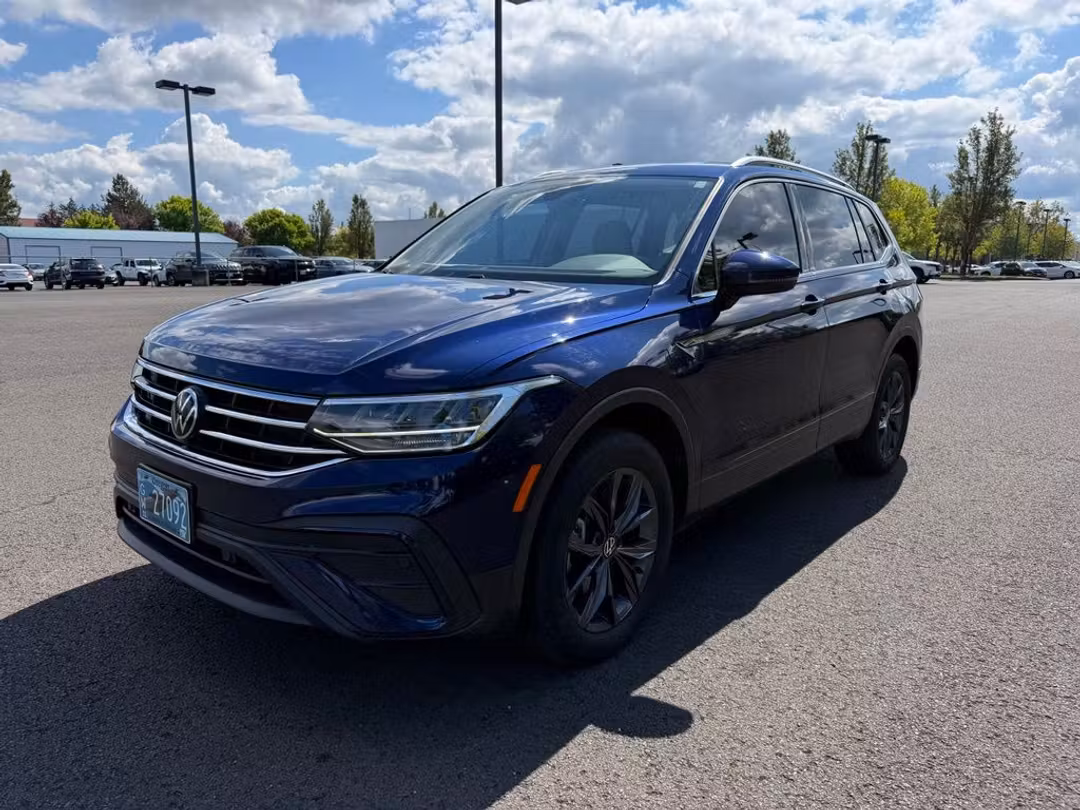 2022 Volkswagen Tiguan 2.0T SE - Image 3
