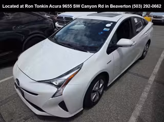 2016 Toyota Prius Three