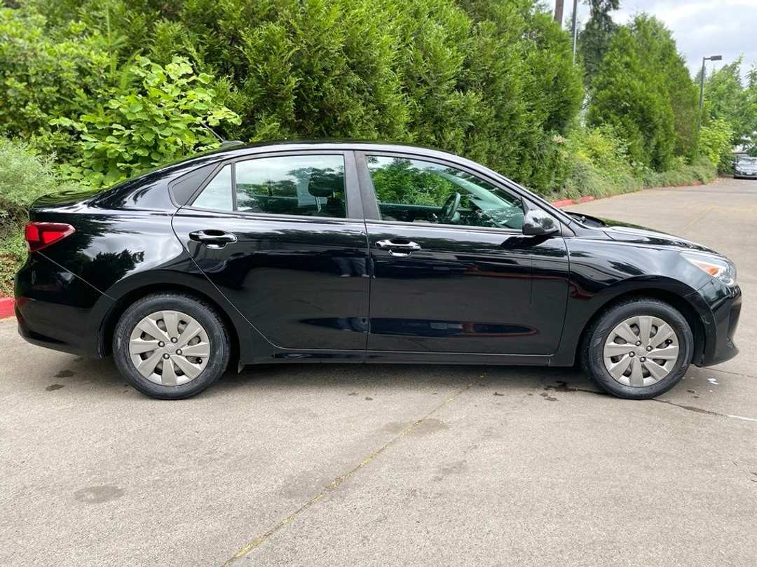 2019 Kia Rio S - Image 3