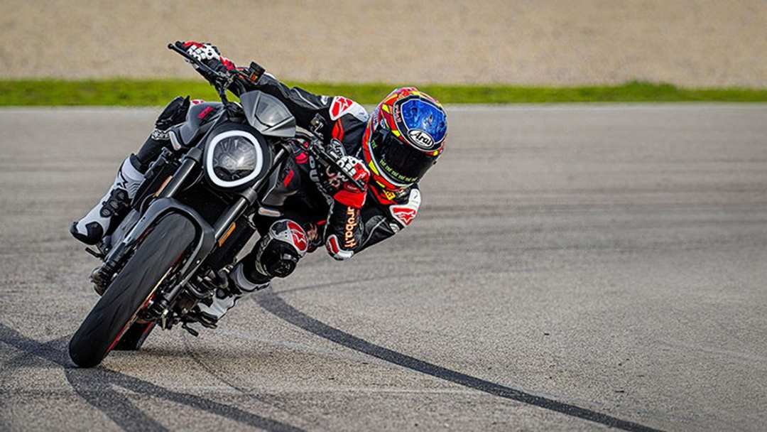 2022 Ducati Monster + - Image 3