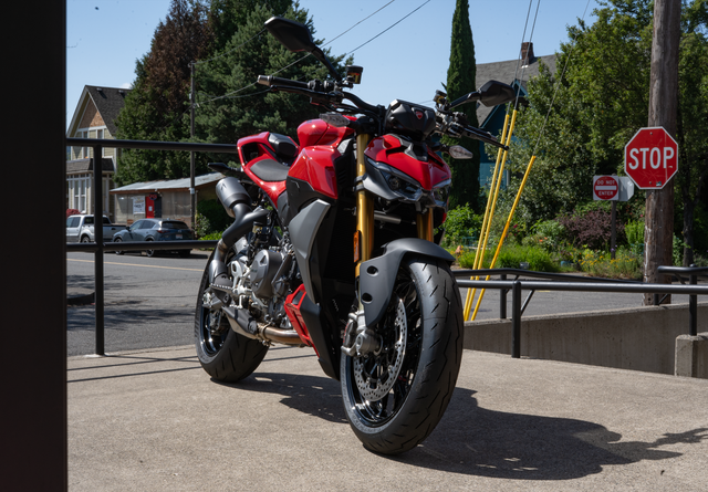 2026 Ducati Streetfighter V2 S