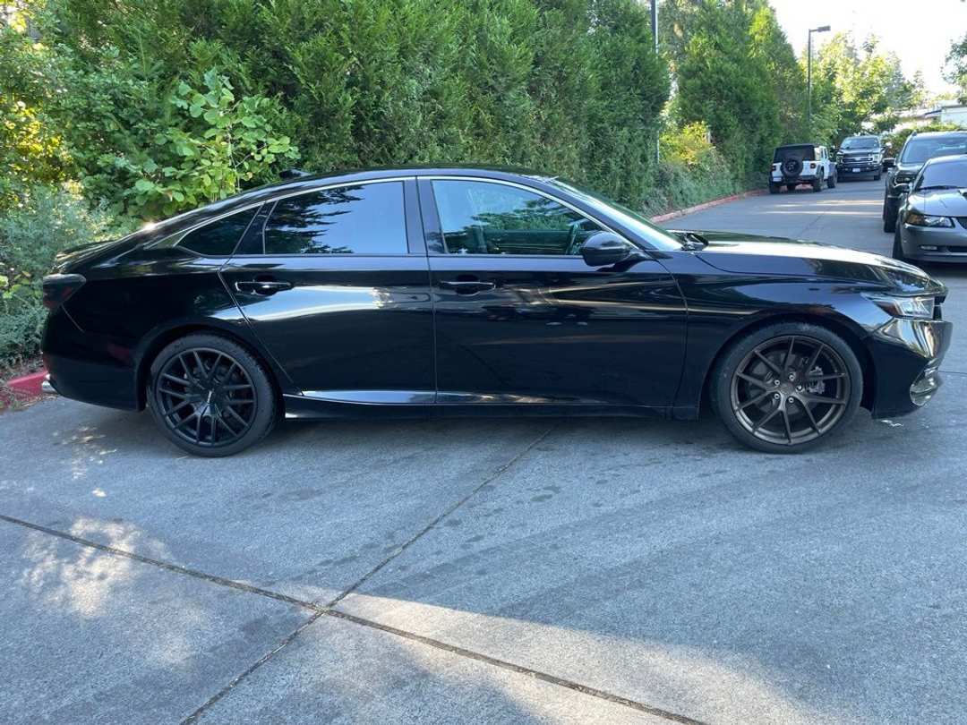 2018 Honda Accord Sport - Image 3