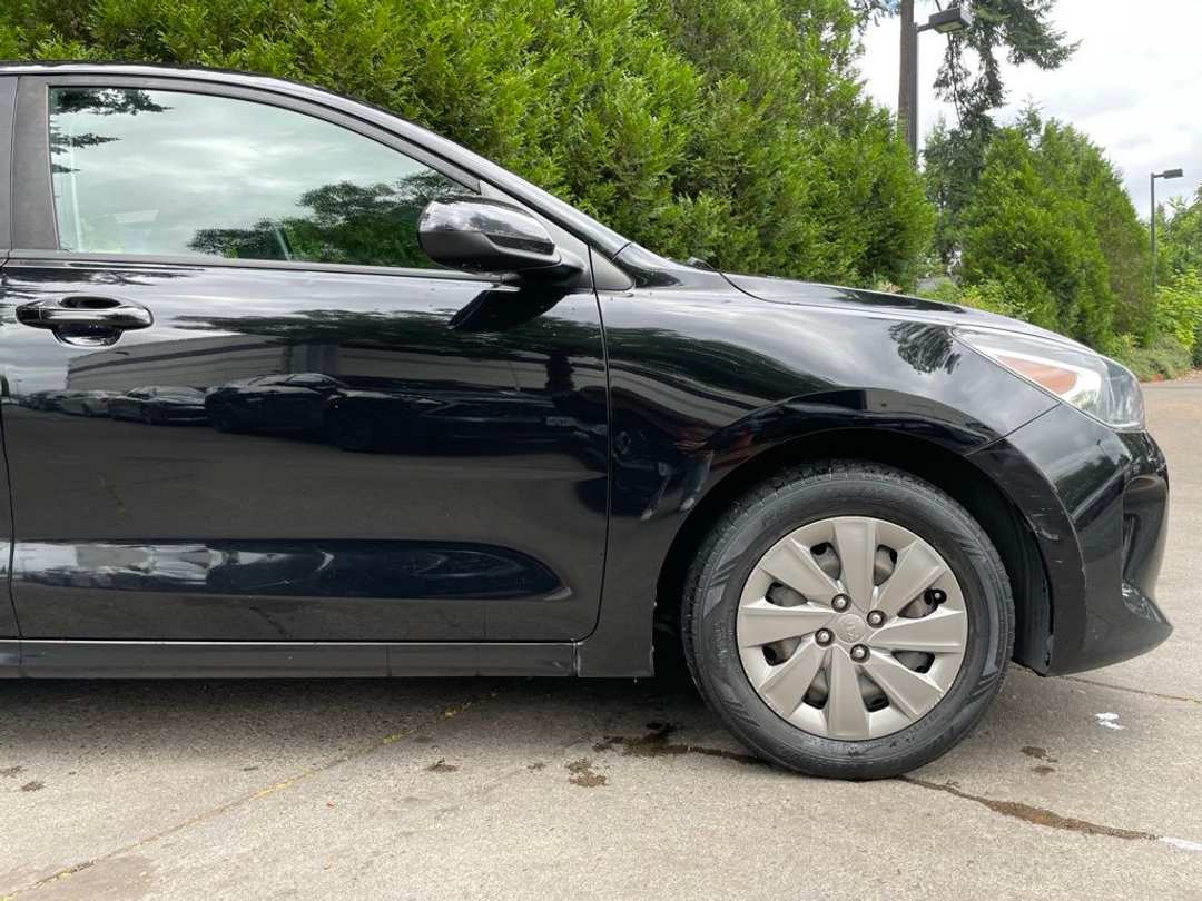 2019 Kia Rio S - Image 2