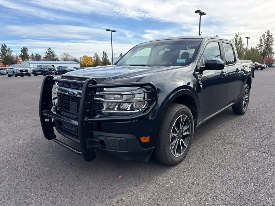 2022 Ford Maverick Lariat - Image 3