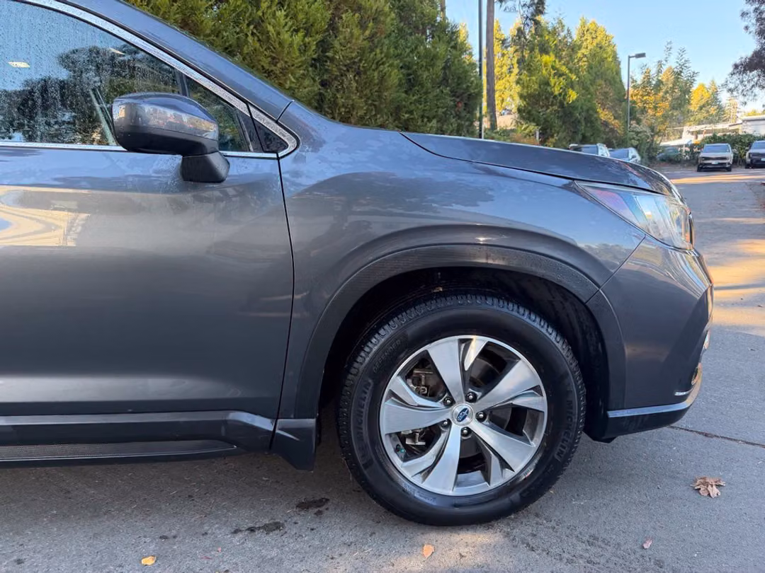 2019 Subaru Ascent Premium - Image 3