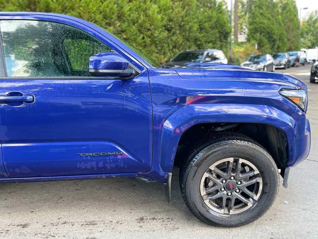 2024 Toyota Tacoma TRD Sport - Image 2