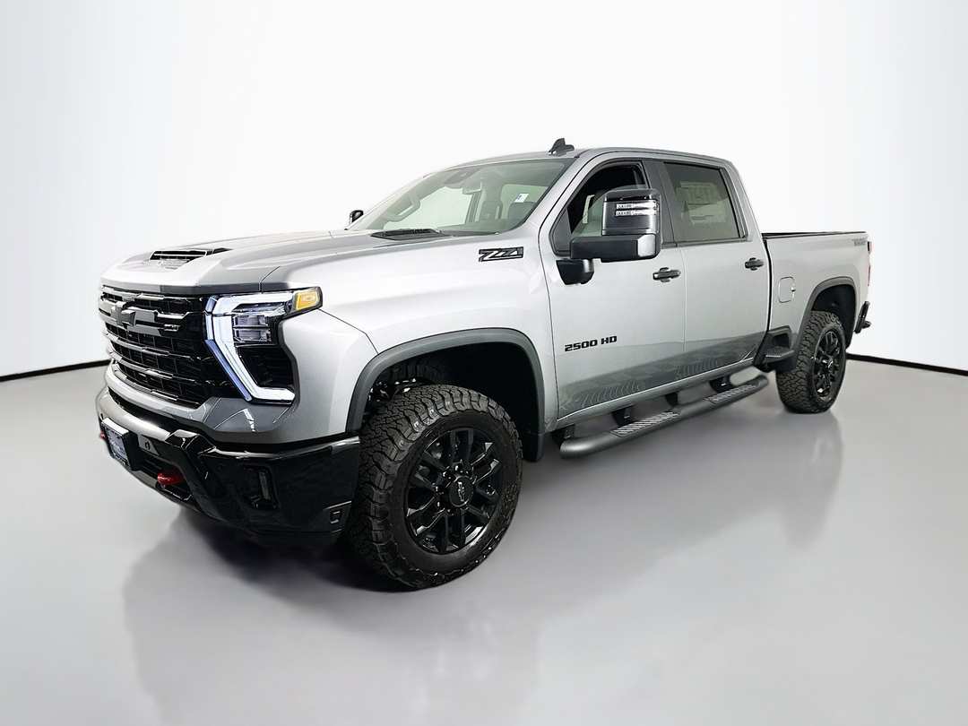 2026 Chevrolet Silverado 2500Hd LT - Image 3