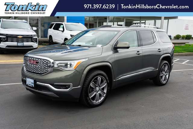 2017 GMC Acadia Denali