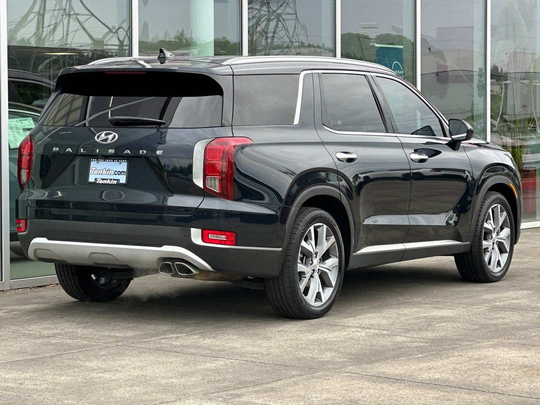 2021 Hyundai Palisade SEL - Image 3