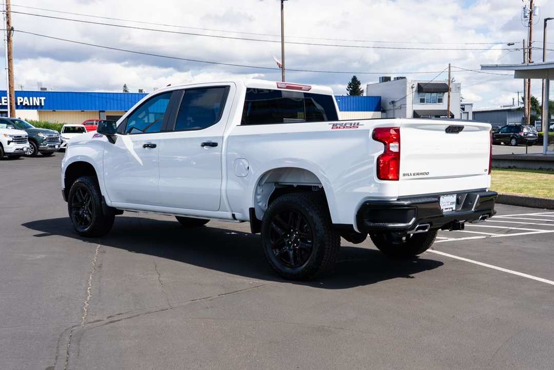 2026 Chevrolet Silverado 1500 LT Trail Boss - Image 2