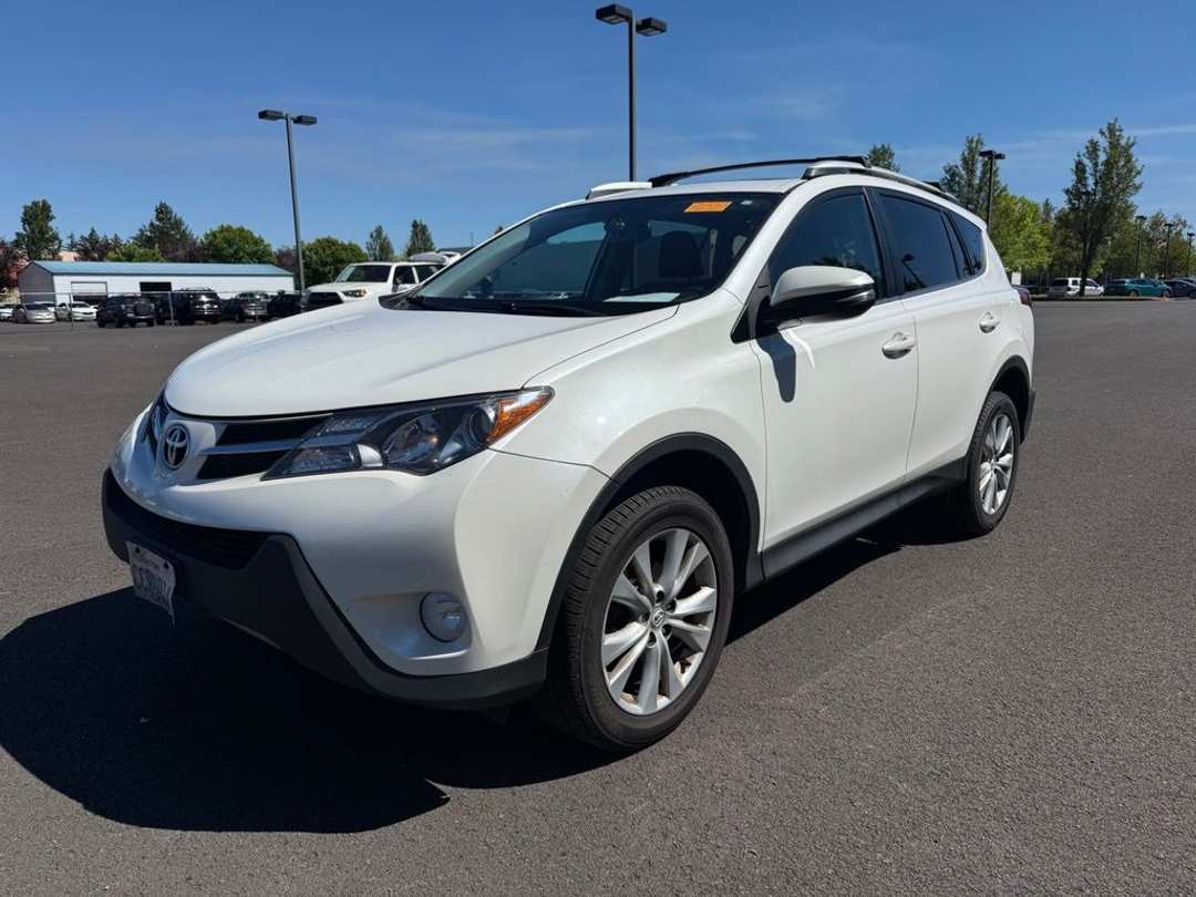2013 Toyota Rav4 Limited - Image 3