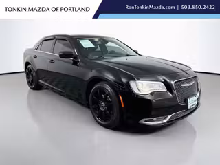 2017 Chrysler 300 Limited