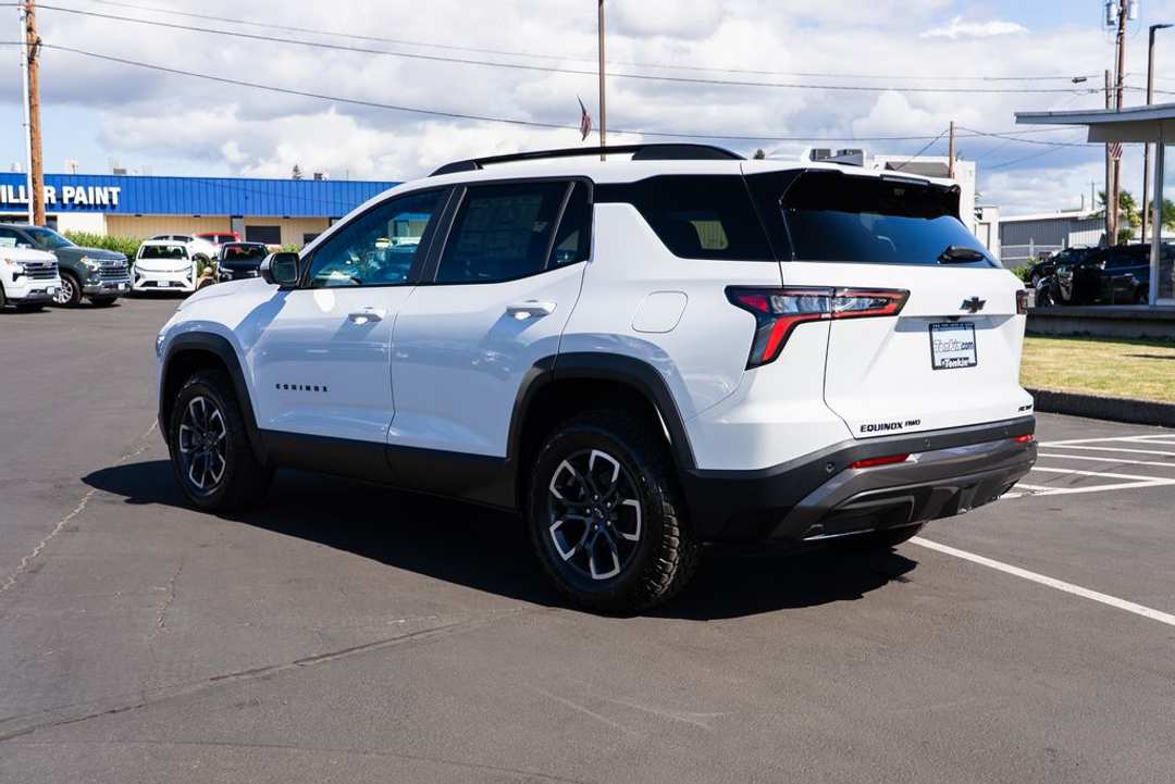 2027 Chevrolet Equinox ACTIV - Image 2