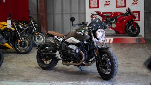 2023 BMW R9T Scrambler