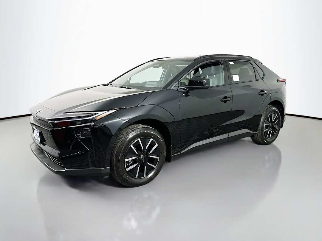 2026 Toyota Bz XLE Plus - Image 3