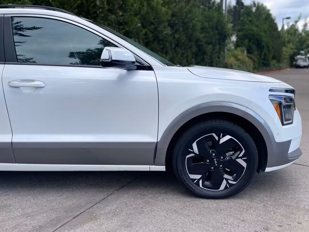 2023 Kia Niro Ev Wave - Image 2