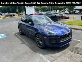 2025 Porsche Macan T