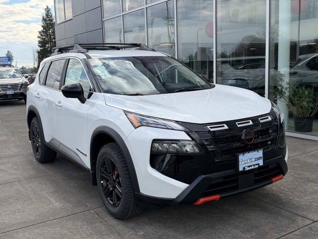 2026 Nissan Rogue Rock Creek - Image 3