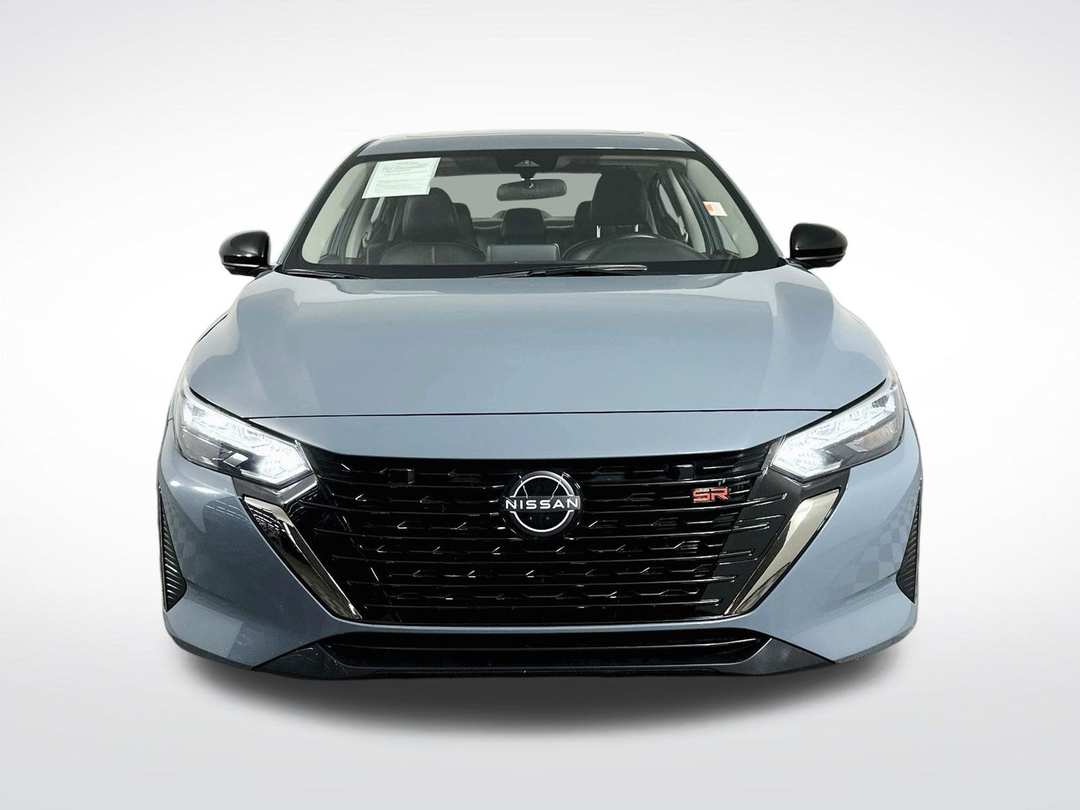 2025 Nissan Sentra SR - Image 2