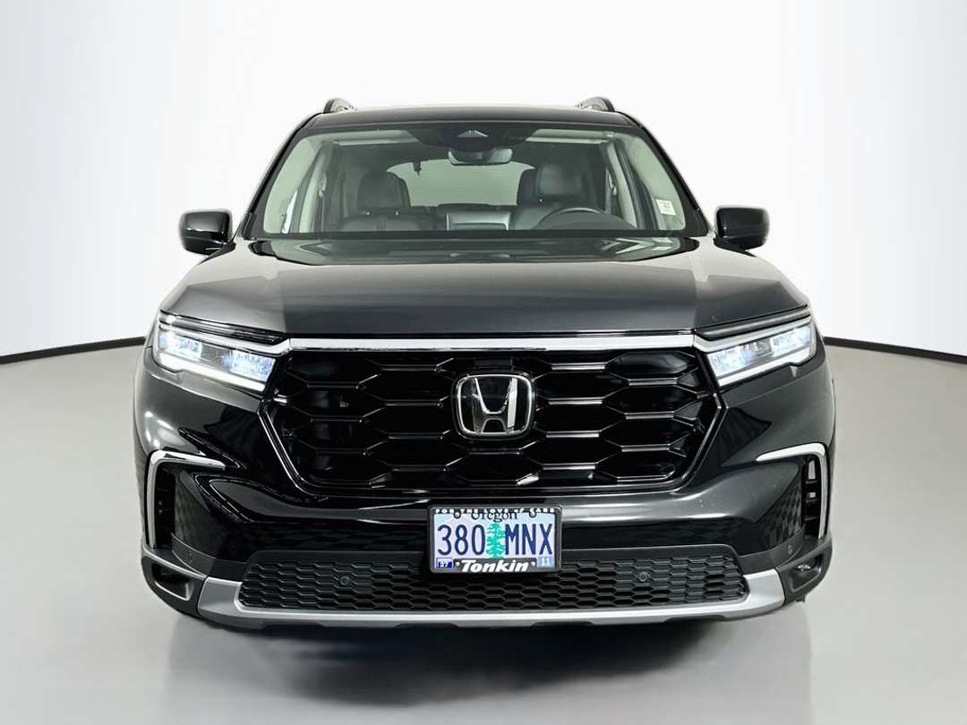 2024 Honda Pilot Touring - Image 3