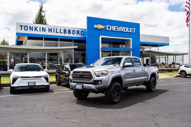 2017 Toyota Tacoma TRD Sport