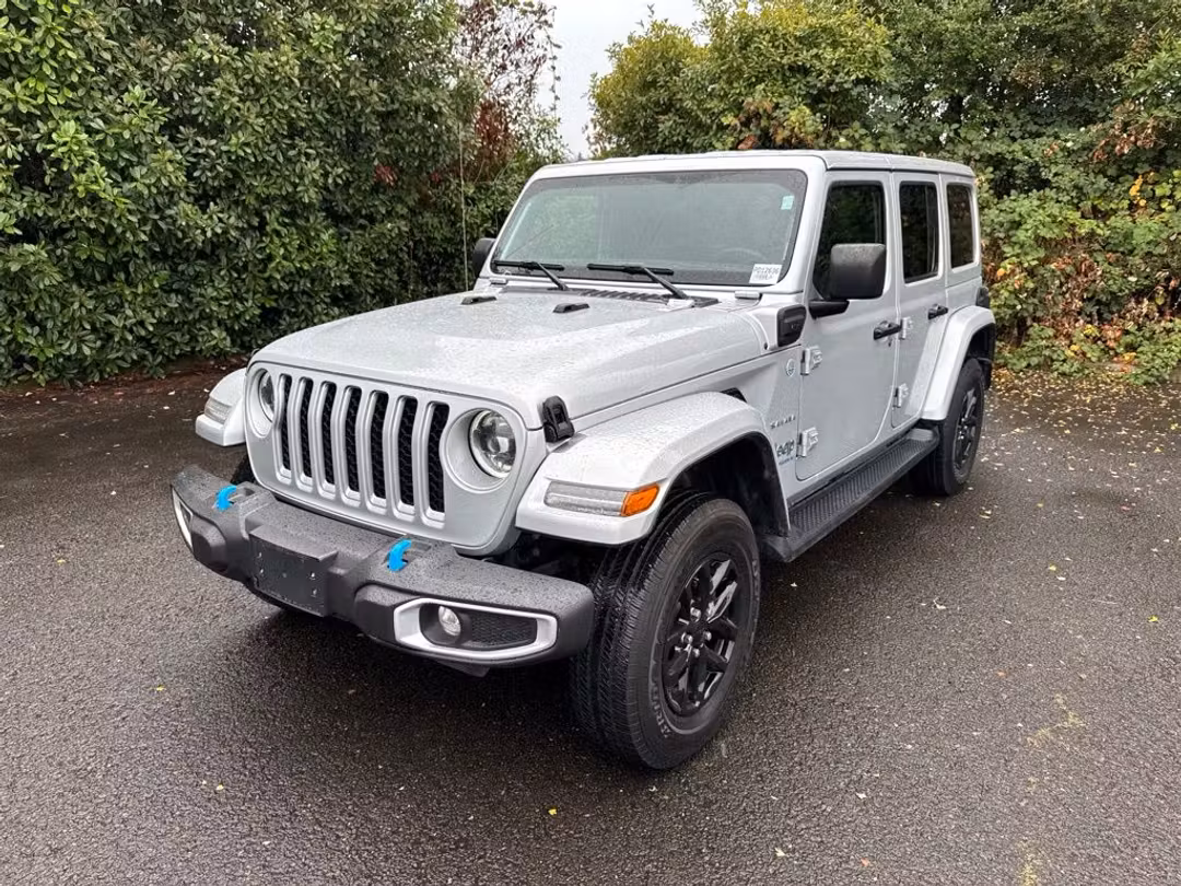 2023 Jeep Wrangler Sahara 4xe - Image 3