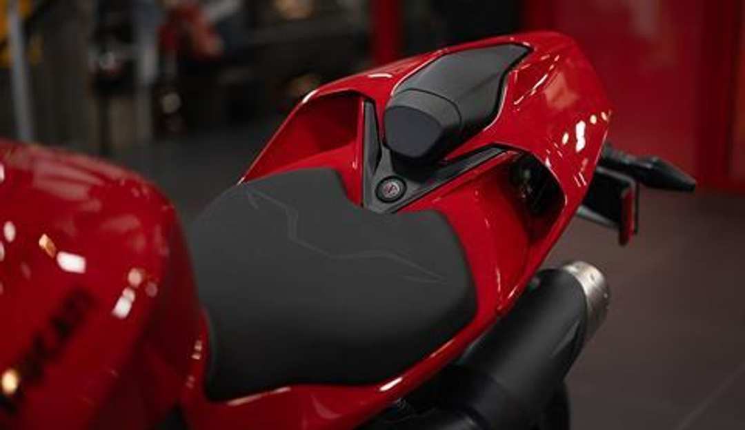 2026 Ducati Sf V2S - Image 3