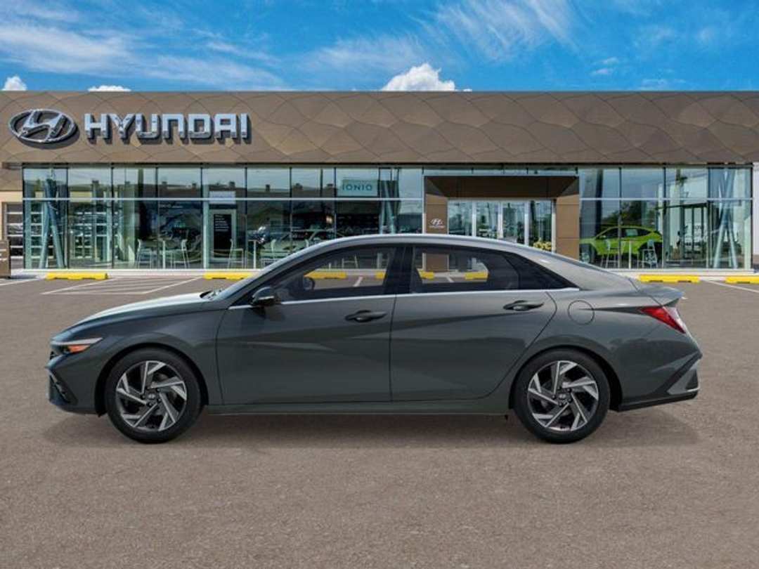2026 Hyundai Elantra Hybrid Limited - Image 3