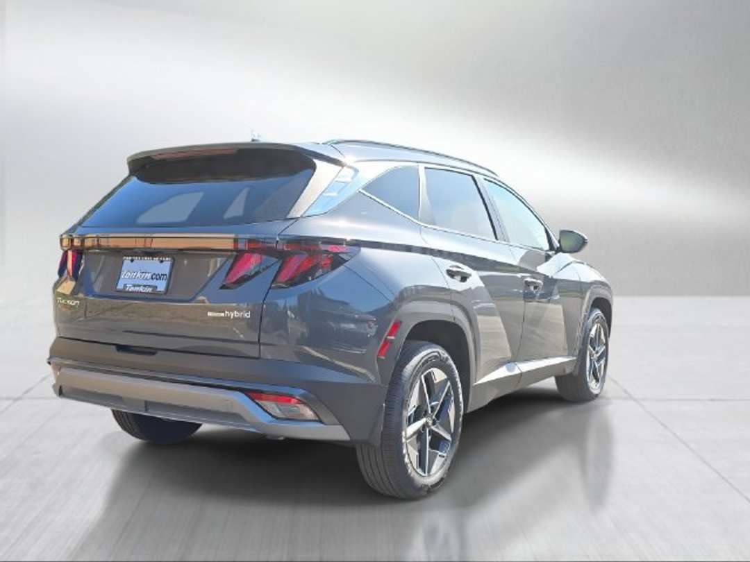 2026 Hyundai Tucson Hybrid SEL - Image 3
