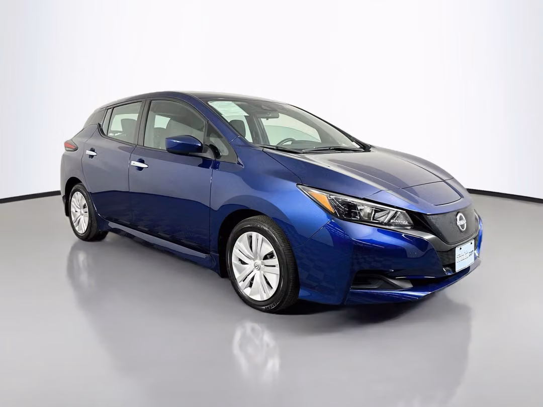 2023 Nissan Leaf S