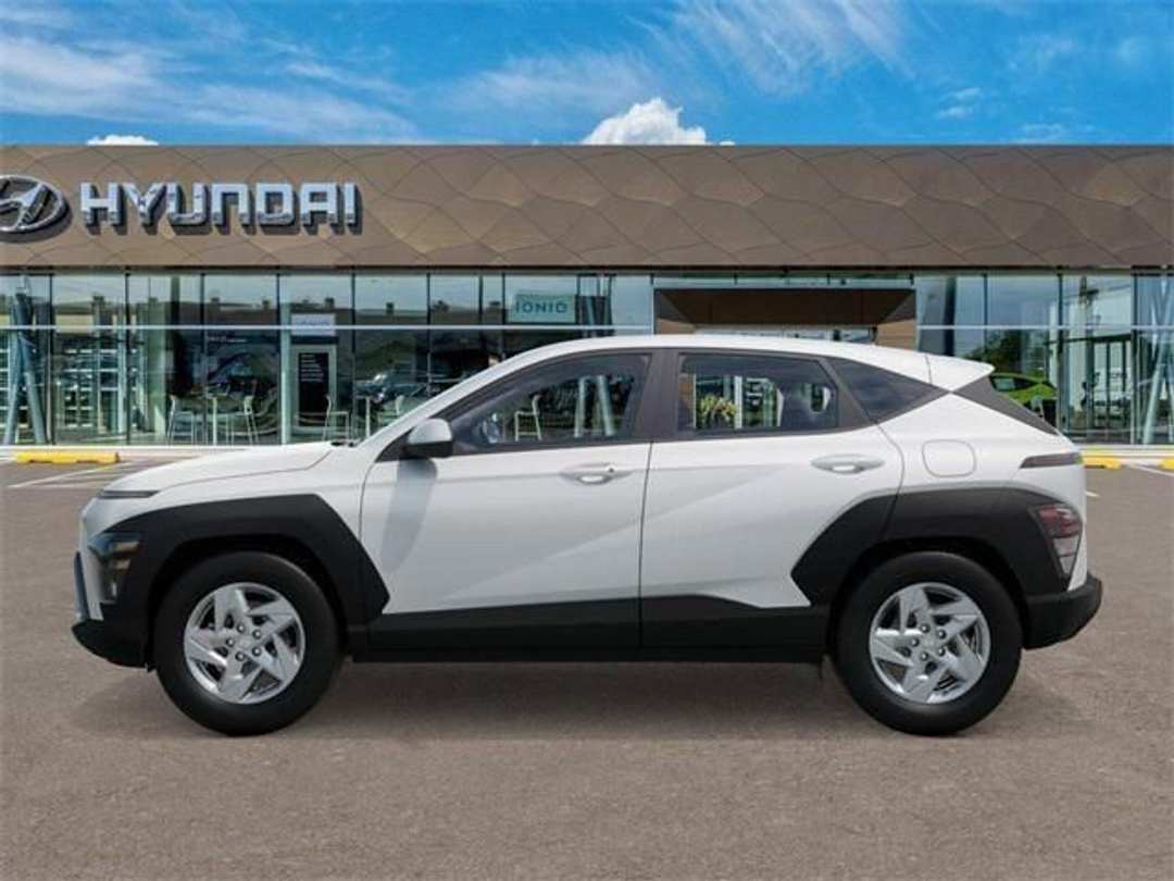 2026 Hyundai Kona SE - Image 3