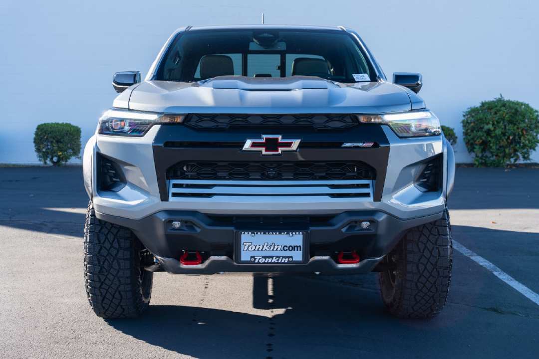 2026 Chevrolet Colorado ZR2 - Image 2