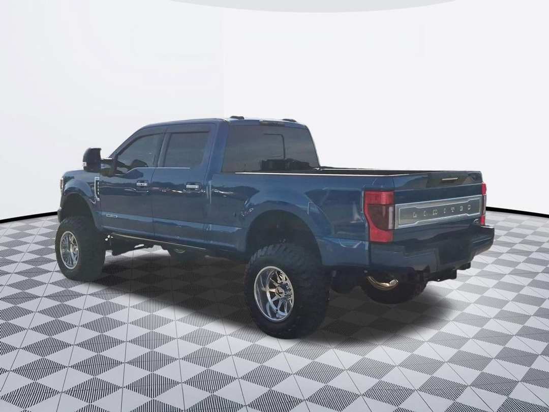 2022 Ford F-350Sd Limited - Image 3