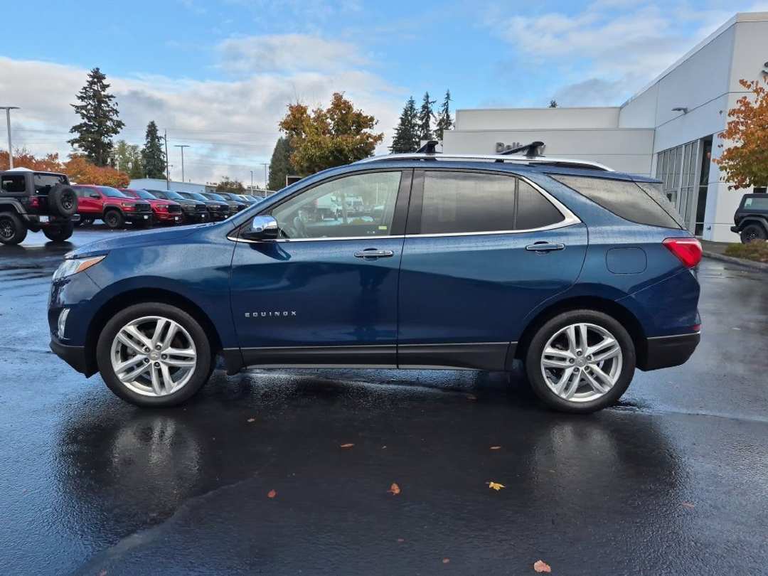 2020 Chevrolet Equinox Premier - Image 3