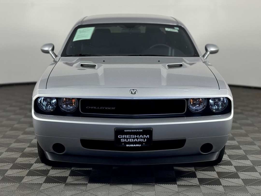 2010 Dodge Challenger SE - Image 2